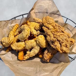 Fried Shrimp (6) & Chicken Tender (3) Basket